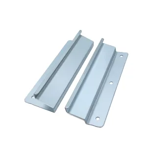 Set of front and rear blakets for vertical gola profiles.Ideal for all vertical Gola profiles in the Scilm catalogue. 